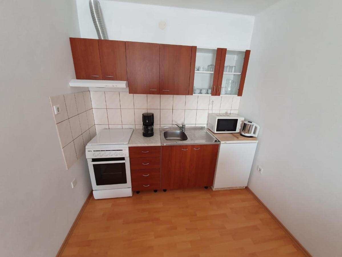 Private Kanegra Apartment