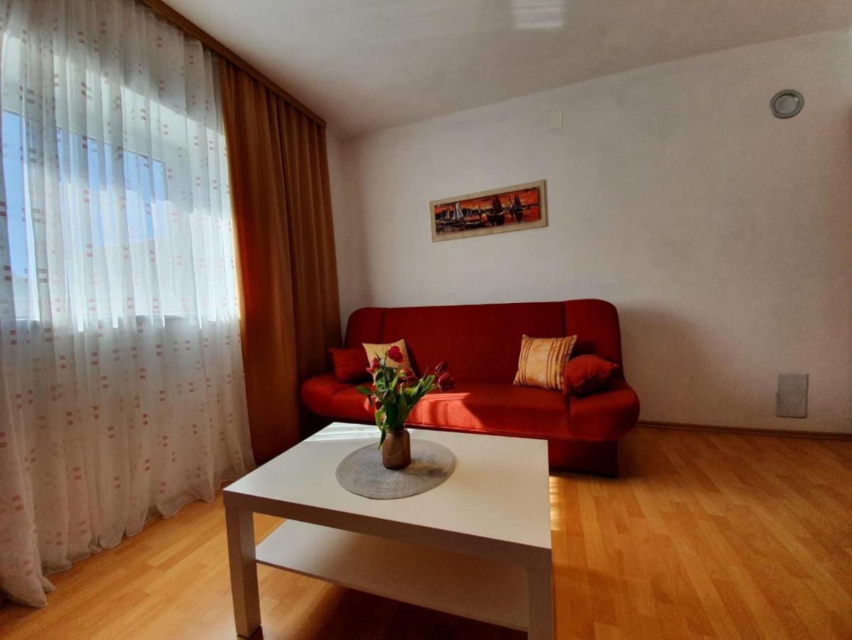 Private Kanegra Apartment